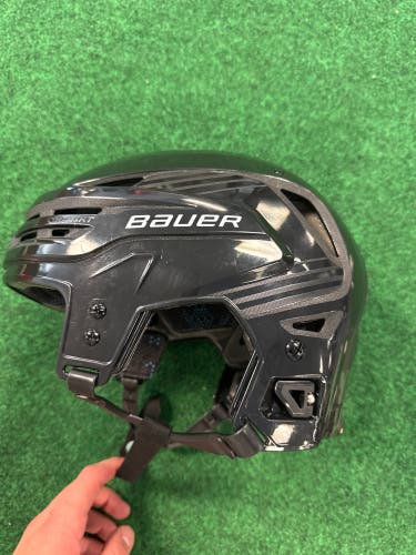 Black Medium Bauer Re-Akt 85 Helmet (Used)