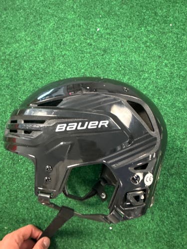 Black Medium Bauer Re-Akt 90 Helmet (Used)