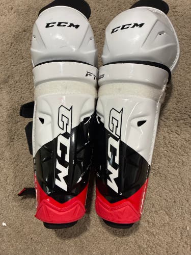 Junior CCM JetSpeed FT485 12" Shin Pads (Used)