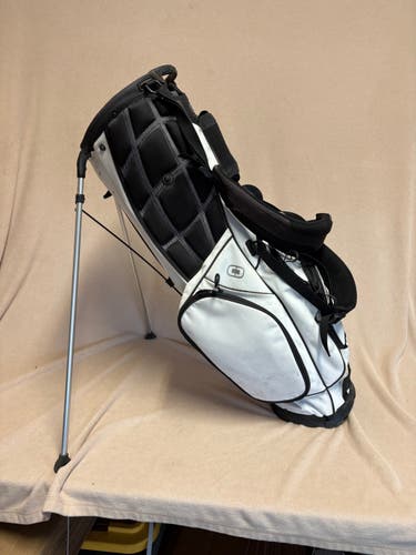 Unisex Ogio Bag (Used)