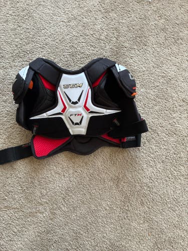 Women's Small Junior CCM JetSpeed FTW Shoulder Pads (Used)