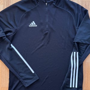 Adidas 1/4 Zip Shirt - Size M