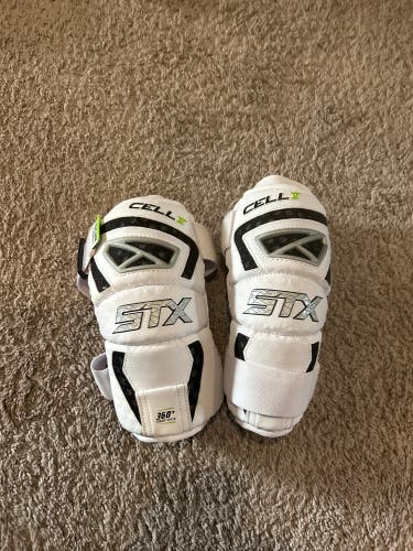 Medium/Large Adult STX Cell V Arm Pads (New)
