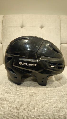Medium Bauer Re-Akt 95 Helmet (Used)
