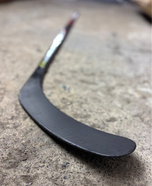 Bauer Fly40 Hockey Stick - Senior / Left / p92 / 77 Flex (Like New)