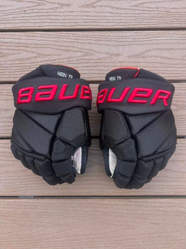 Carolina Hurricanes Stadium Series Pro Stock Bauer Vapor 2X Pro Custom Short Cuff Hockey Gloves 14"