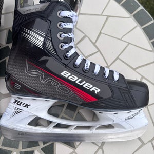 2022 Bauer Vapor X3 Hockey Skates Regular Width 8 (Used)