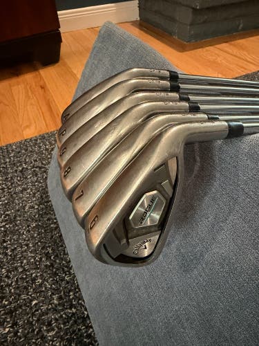 2018 Callaway Rogue Right Handed Iron Set Stiff Flex 6 Pieces (Used)