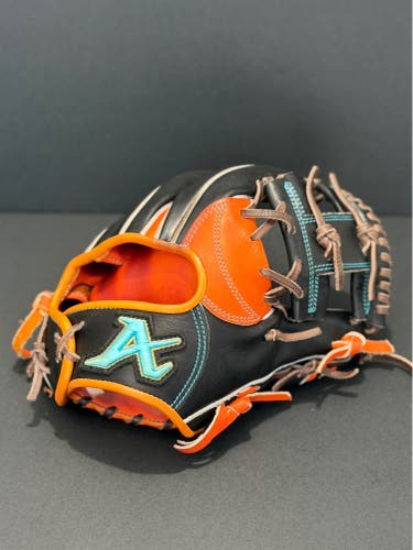 Rare Japanese Custom Atoms MIJ RH Infield Baseball Glove 11.5" (Used)