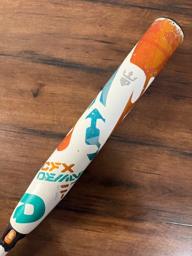 DeMarini CFX 30/19 (-11) Fastpitch Softball Bat