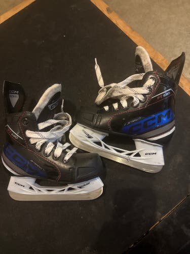 Black 2023 CCM JetSpeed FT680 Hockey Skates 10.5 (Used)