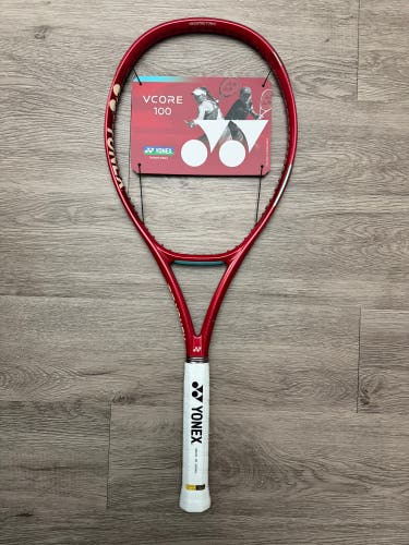 New Yonex Vcore 100 | Gripsize 4 3/8 | NWT