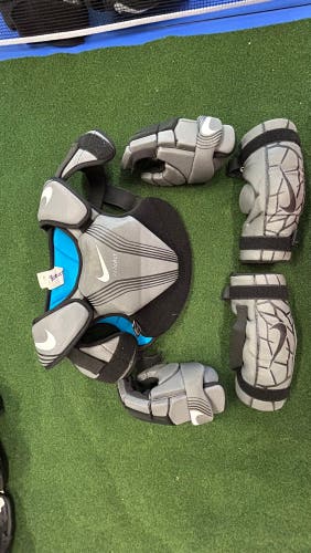 Nike Vapor LT Complete Lacrosse Set | Youth Medium | Shoulder Pads + Gloves + Arm Guards