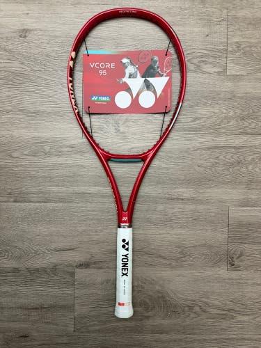 New Yonex Vcore 95 | Gripsize 4 1/4 | NWT