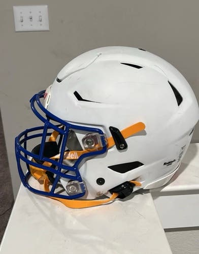 Adult Large Riddell SpeedFlex Helmet (Used)