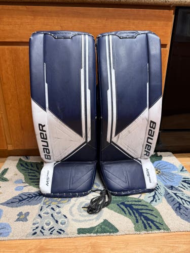 32" Bauer Supreme M5 Pro Goalie Leg Pads (Used)