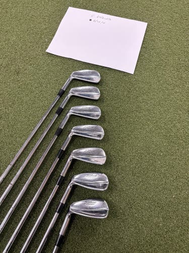 Men's Titleist 690.MB Left Hand Iron Set Regular Flex (Used)