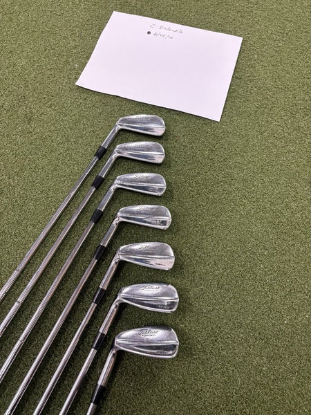 Men's Titleist 690.MB Left Hand Iron Set Regular Flex (Used)