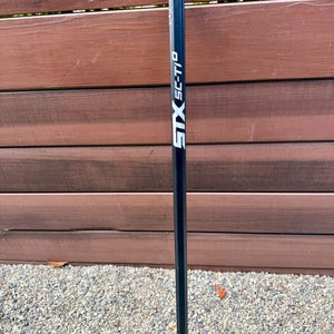 Goalie length STX ScTi 34” Shaft in O shape