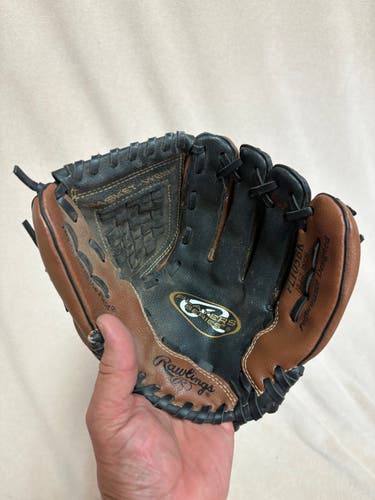 RH Rawlings Player series Baseball Glove 10.5" (Used)