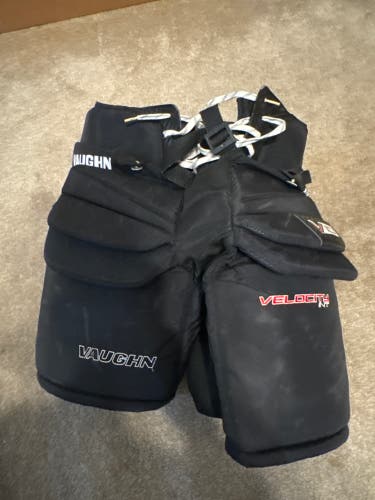Intermediate XXL Vaughn Velocity V10 Hockey Goalie Pants (Used)