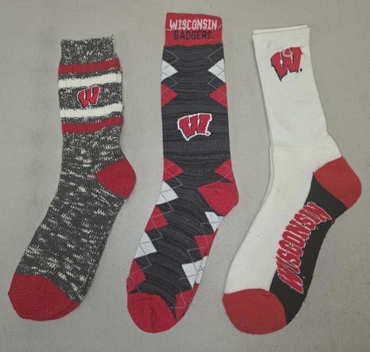 ST3 Mens NCAA WISCONSIN BADGERS Crew Socks Lot of 3 Pair LARGE New