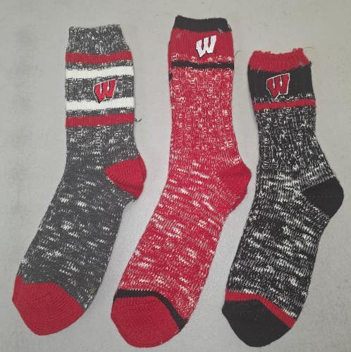 ST6 Mens NCAA WISCONSIN BADGERS Crew Socks Lot of 3 Pair LARGE New