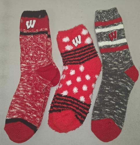 ST7 Mens NCAA WISCONSIN BADGERS Crew Socks Lot of 3 Pair LARGE New