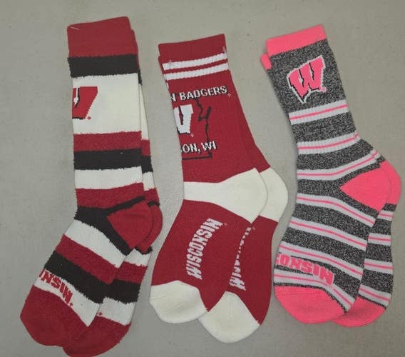 ST12 Mens NCAA WISCONSIN BADGERS Crew Socks Lot of 3 Pair MEDIUM New