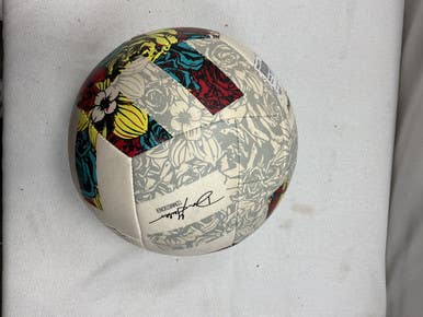 Used Adidas MATCH BALL REPLICA All Size Soccer Ball White 4 11490-S000274737