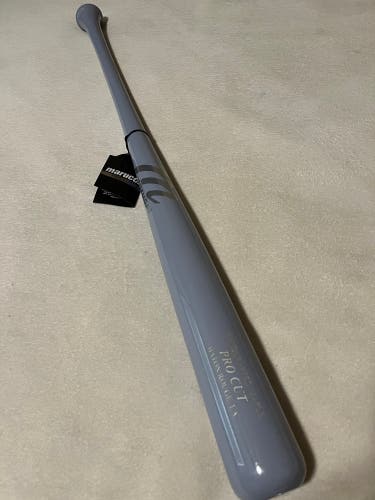 NEW Marucci 33.25”/32oz Pro Cut Maple Wood Baseball Bat Gray