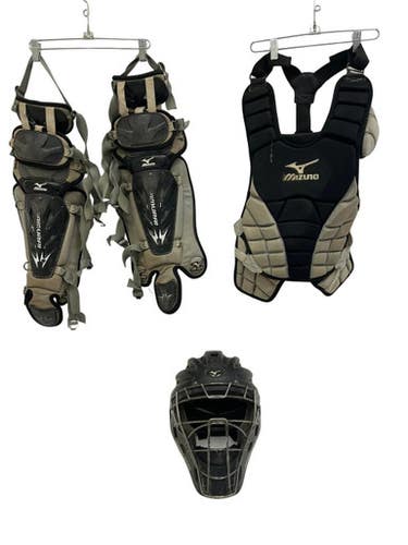 Used Mizuno SAMURAI YOUTH Catchers Helmet w/Mask Black One Size 11692-S000150983