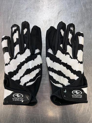 Used ATHLETIC WORKS FB Gloves Black S/M 11868-S000070259