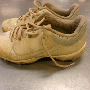 Used Nike SOFTBALL BB/SB Cleats White Junior 03.5 11339-S000203378