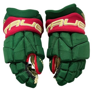 True Catalyst 9X Pro Stock Hockey Gloves 13.5” Green WILD 2014