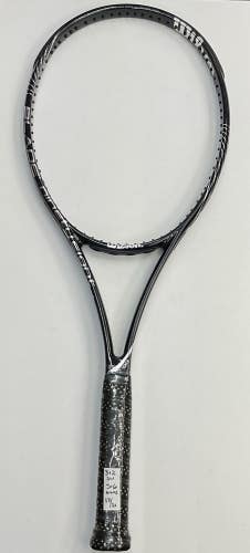 Wilson K-Blade 98 - 18 x 20 String Pattern - Pro Stock Racket - Grip Size 4 3/8
