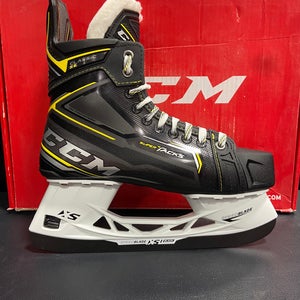 CCM Classic SE Hockey Size 8 D Skates (New)