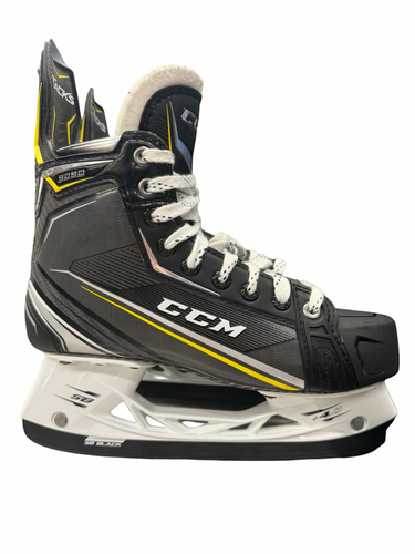 CCM Tacks 9090 (Used) Intermediate Hockey Skates 5.5