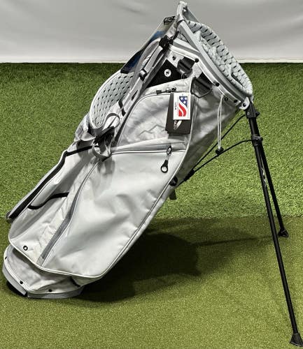 Sun Mountain E 3.5 14-Way Stand Carry Golf Bag Color: Snow Camo White