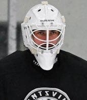 Senior Medium Bauer 960 Goalie Mask Pro Stock (New)