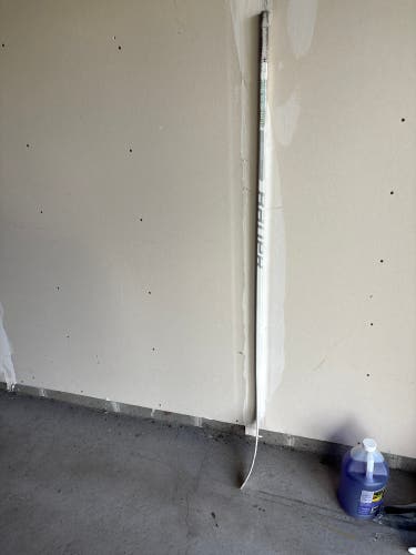 Senior Bauer Proto-R Left Hand Hockey Stick P86 82 Flex Pro Stock (Used)