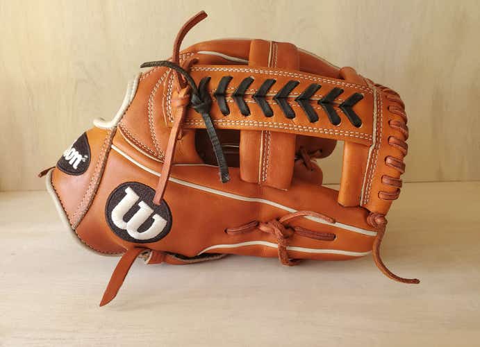 Wilson Pro Stock Infield A2000 Baseball Glove 11.75" MLB