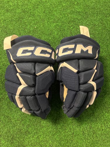 Blue Junior CCM JetSpeed FT680 Gloves 11" (New)