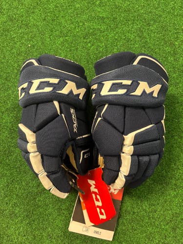 Blue Junior CCM Tacks 9060 Gloves 11" (New)