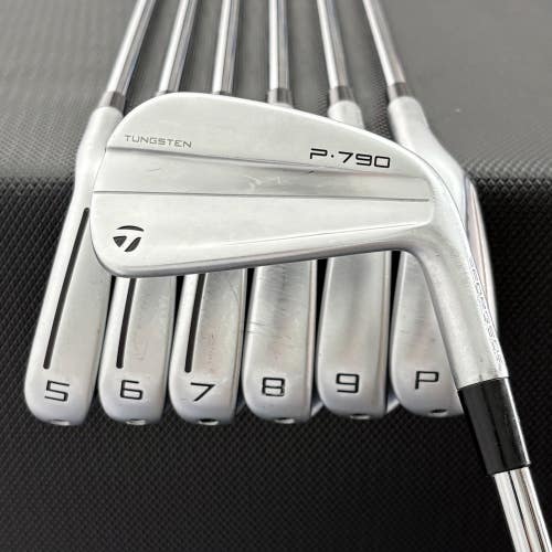 TAYLORMADE P790 2023 IRON SET 4-P