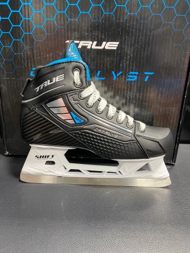 True Catalyst 5x4 Size 5.5 R Goalie Skates (New)