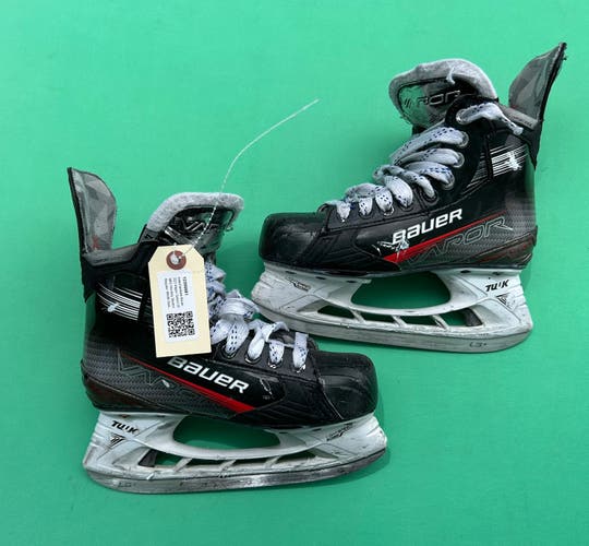 Intermediate Bauer S23 Vapor Select (SMU) Hockey Skates | Size 4