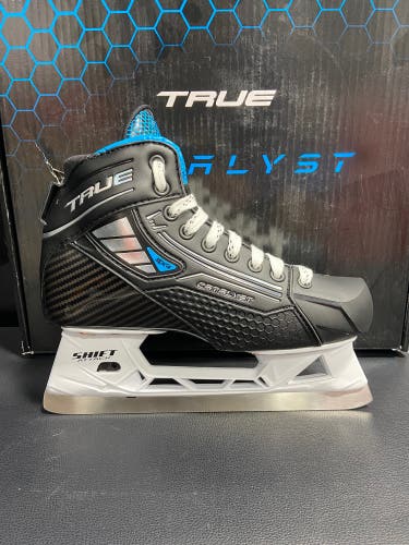 True Catalyst 5x4 Size 4.5 R Goalie Skate (New)