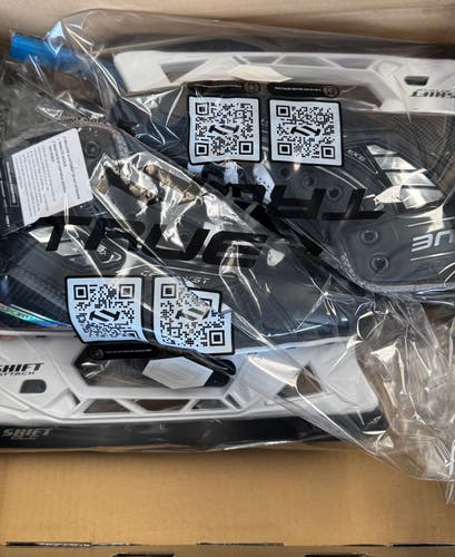 2025 True Catalyst 9x4 Hockey Goalie Skates Regular Width 9 (New)