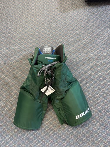 Bauer Nexus 600 Breezers (New)
